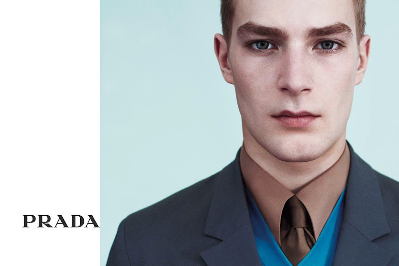 Prada campaña primavera verano 2011