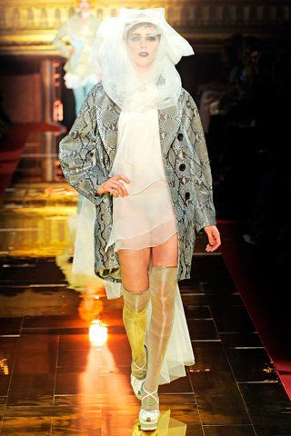 John Galliano,Fashion Show SS 2011