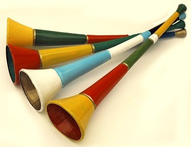 [vuvuzelas[4].jpg]