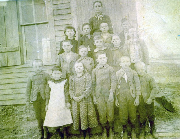 [Minnie P. Campbell's first school in Brooklyn, Wisconsin[4].jpg]