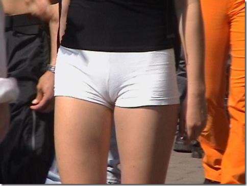 camel-toe-of-a-woman