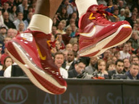 timeline 100106 shoe lebron7 cavfanatic 2009 10 Timeline