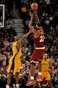 King James James Scores 37 as Cavs Sweep Kobe & the Lakers lebron james nba 100121 cle vs lal 02 King James James Scores 37 as Cavs Sweep Kobe & the Lakers