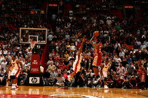 lebron james nba 100125 cle at mia 07 LeBron and Co. Still #1 in the NBA. Cavaliers Win Nine in a Row.