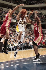 lebron james nba 100129 cle at ind 03 LeBron and Co. Still #1 in the NBA. Cavaliers Win Nine in a Row.