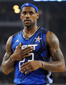 lebron james nba 100214 all star dallas 01 2010 NBA All Star: D Wade and LeBron lead EAST in Front of 108k