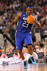 lebron james nba 100214 all star dallas 02 2010 NBA All Star: D Wade and LeBron lead EAST in Front of 108k