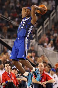 lebron james nba 100214 all star dallas 19 2010 NBA All Star: D Wade and LeBron lead EAST in Front of 108k