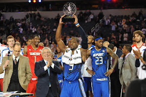 lebron james nba 100214 all star dallas 44 2010 NBA All Star: D Wade and LeBron lead EAST in Front of 108k