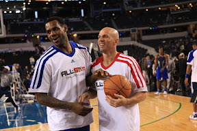 lebron james nba 100214 all star dallas 51 2010 NBA All Star: D Wade and LeBron lead EAST in Front of 108k