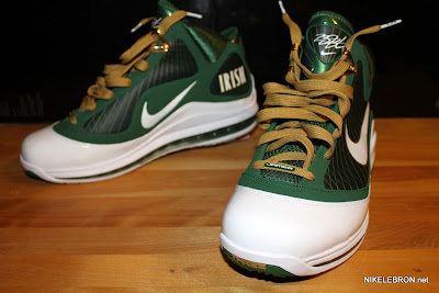 nike air max lebron 7 pe svsm away 2 07 Air Max LeBron VII (7) SVSM Away Player Exclusive Showcase