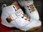 Sample - White/Gold Sample - White/Gold