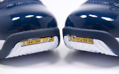 LeBron VII Akron Exclusive New Pics. Restock at HOH on Tuesday. nike air max lebron 7 pe university of akron 6 16 LeBron VII Akron Exclusive New Pics. Restock at HOH on Tuesday.