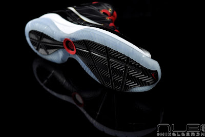 Nike LeBron VII (7) P.S. (Post Season) 407639 002 Showcase lebron7 ps black red white 24 web Nike LeBron VII (7) P.S. (Post Season) 407639 002 Showcase