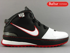 nike zoom lebron 6 gr black white red 12 01 Nike Zoom LeBron VI KIDS vs MENS Comparison