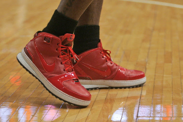LeBron Visits New York City Breaks Out the Big Apple VI8217s