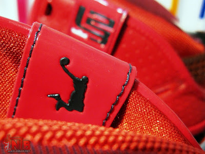 New York City aka Big Apple Nike Zoom LeBron VI Gallery nike zoom lebron 6 pe big apple 5 08 New York City aka Big Apple Nike Zoom LeBron VI Gallery