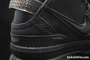 General Release Zoom LeBron VIs Black Navy New Photos nike zoom lebron 6 gr black anthracite 9 10 General Release Zoom LeBron VIs Black Navy New Photos