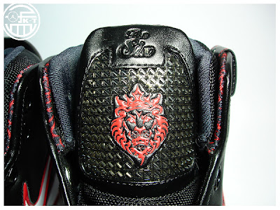 nike zoom lebron 6 gr black white red 14 08 A Fresh Look at the Initial Nike Zoom LeBron Six Colorway