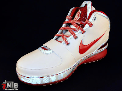Ohio State Buckeyes Nike Zoom LeBron VI aka Home PE Showcase nike zoom lebron 6 gr white crimson grey 4 43 Ohio State Buckeyes Nike Zoom LeBron VI aka Home PE Showcase