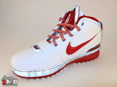 Ohio State Buckeyes Nike Zoom LeBron VI aka Home PE Showcase nike zoom lebron 6 gr white crimson grey 4 61 Ohio State Buckeyes Nike Zoom LeBron VI aka Home PE Showcase