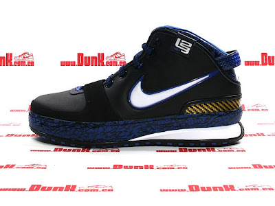 Fresh Look at the Upcoming Black Royal Maize ZLVI GR nike zoom lebron 6 gr black blue maize 3 01 Fresh Look at the Upcoming Black Royal Maize ZLVI GR