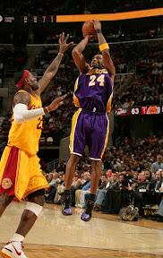 lebron james nba 090208 cle vs lal 07 Cavaliers Lose At Home! LeBron Breaks Out the Fairfax VI.
