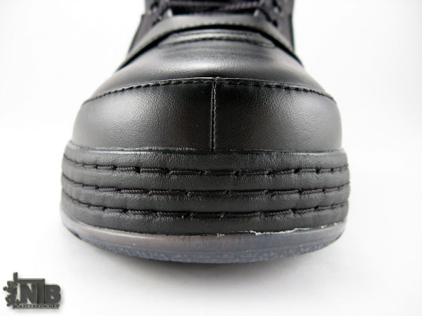 8220Triple Black8221 Nike Zoom LeBron VI in High Definition