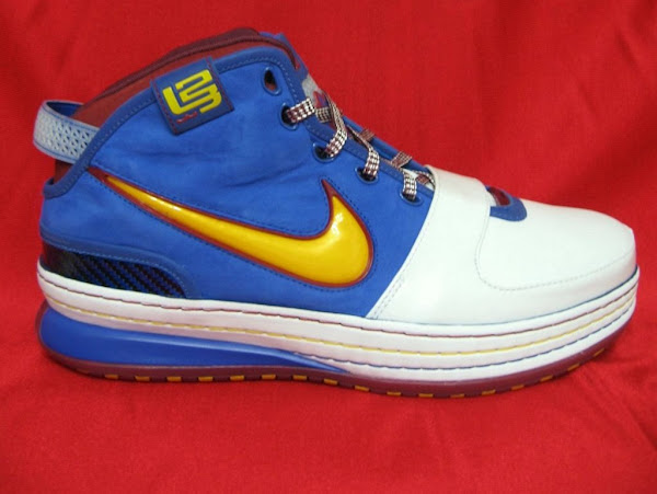 Upcoming House of Hoops  Asia Exclusive LeBron 6s