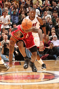 King James and Dwyane Wade Put on a Show To Remember in Miami lebron james nba 090302 cle at mia 02 King James and Dwyane Wade Put on a Show To Remember in Miami