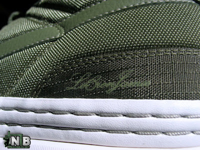 nike zoom lebron 6 low ss white army green 1 02 Nike Zoom LeBron 6 Low White/Army Green Look and See Sample