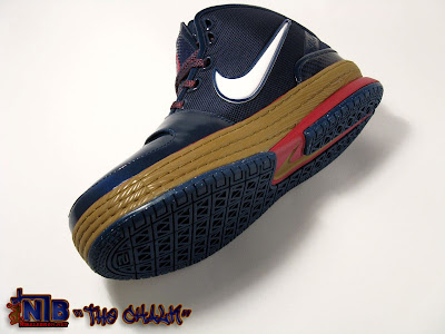 Nike Zoom LeBron James VI Chalk Edition Showcase lebron6 the chalk 25 web Nike Zoom LeBron James VI Chalk Edition Showcase