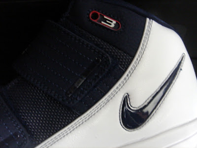 nike zoom soldier 3 gr white navy red 1 02 White/Navy/Red Nike Zoom Soldier III First Look