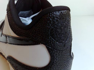 nike zoom lebron 6 low gr black white 5 03 Three Nike Zoom LeBron VI Low General Releases Preview
