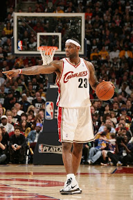 Amazing Encore LeBron and Co. Cruise By Hawks in the Series Opener lebron james nba 090505 cle vs atl 24 game 1 Amazing Encore LeBron and Co. Cruise By Hawks in the Series Opener