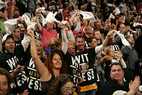 Amazing Encore LeBron and Co. Cruise By Hawks in the Series Opener lebron james nba 090505 cle vs atl 51 game 1 Amazing Encore LeBron and Co. Cruise By Hawks in the Series Opener