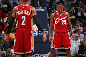 lebron james nba 090509 cle vs atl 39 game 3 LeBron Puts on Another MVP Show. Mo Gets Recruited as Soldier.