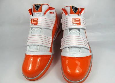 Zoom Soldier III TB (Team Bank) 367183 119 Actual Photos nike zoom soldier 3 tb white orange 1 07 Zoom Soldier III TB (Team Bank) 367183 119 Actual Photos