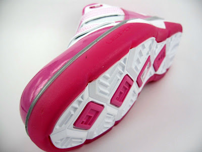Upcoming Nike Zoom LeBron Soldier III Think Pink Gloria nike zoom soldier 3 pe think pink 1 02 Upcoming Nike Zoom LeBron Soldier III Think Pink Gloria