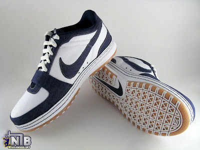 Nike Zoom LeBron VI Low White / Navy / Light Brown Denim lebron6 low navy denim 11 web Nike Zoom LeBron VI Low White / Navy / Light Brown Denim