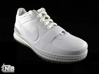 Nike Zoom LeBron VI Low White/White Medium Grey Showcase lebron6 low white grey 05 web Nike Zoom LeBron VI Low White/White Medium Grey Showcase