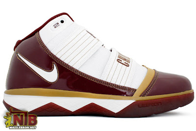 nike lebron 3 christ the king