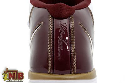 ナイキ Nike Zoom Soldier Ⅲ Christ The King Detailed Look at the Nike Zoom Soldier III “Christ The King