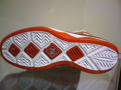 nike zoom soldier 3 pe ohio state home 2 01 Ohio State (OSU) and Akron (AU) Soldier IIIs Premiere at House of Hoops
