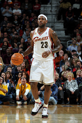 timeline 091031 nba lebron7 blkwhtred 2009 10 Timeline