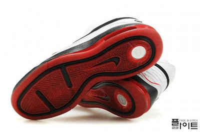 Nike Air Max LeBron VII Low: White/Black/Red & White/Gum nike air max lebron 7 low ss white black red 2 04 Nike Air Max LeBron VII Low: White/Black/Red & White/Gum
