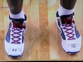timeline 091111 shoe lebron7 yankees 2009 10 Timeline