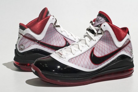Nike LeBron VII | NIKE LEBRON - LeBron James Shoes