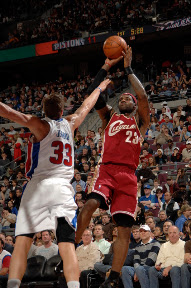 lebron james nba 091125 cle at det 02 Cavs on a 3 Game Winning Streak as They Outlast Pistons in Motown
