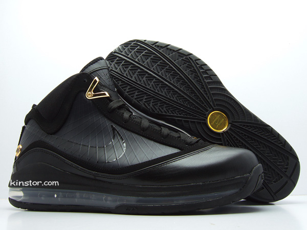 Upcoming Black Nike Max LeBron VII aka 8220Phantom8221 New Photos